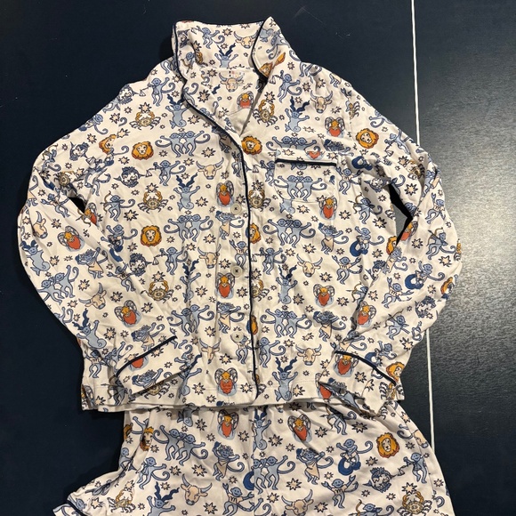 Roller Rabbit pajamas size P - Picture 1 of 3